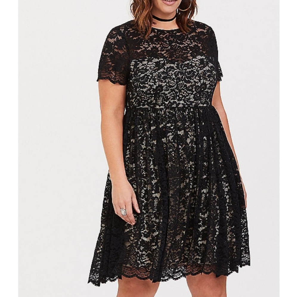 Torrid black lace dress nwt
